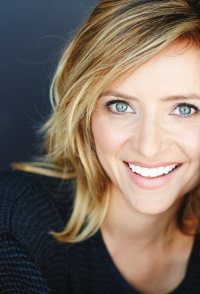 Christine Lakin