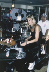 Evi Quaid