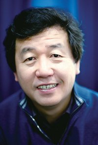 Kang Woo-suk