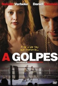 A golpes