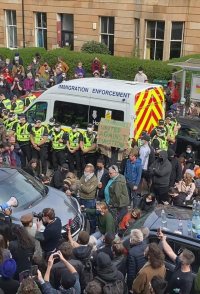 Everybody to Kenmure Street