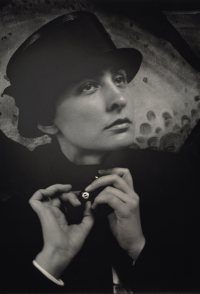 Georgia O'Keeffe: The Brightness of Light