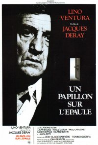 Un papillon sur l'épaule