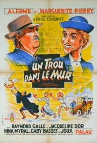 Un trou dans le mur