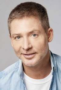 Adrián Suar