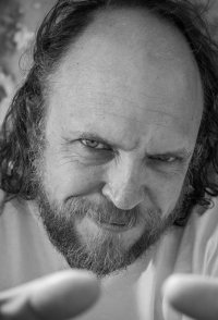 Andrew Leavold