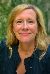 Betsy Thomas