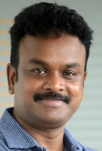 Bommarillu Baskar