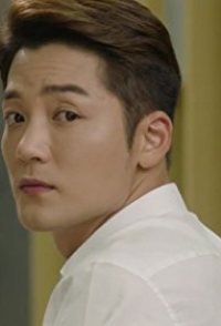 Kim Jin-woo