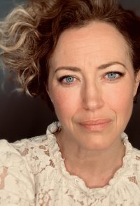 Rebecca Spence