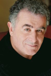 Saul Rubinek