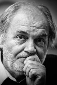 Tarik Günersel