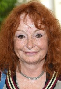 Vivian Naefe